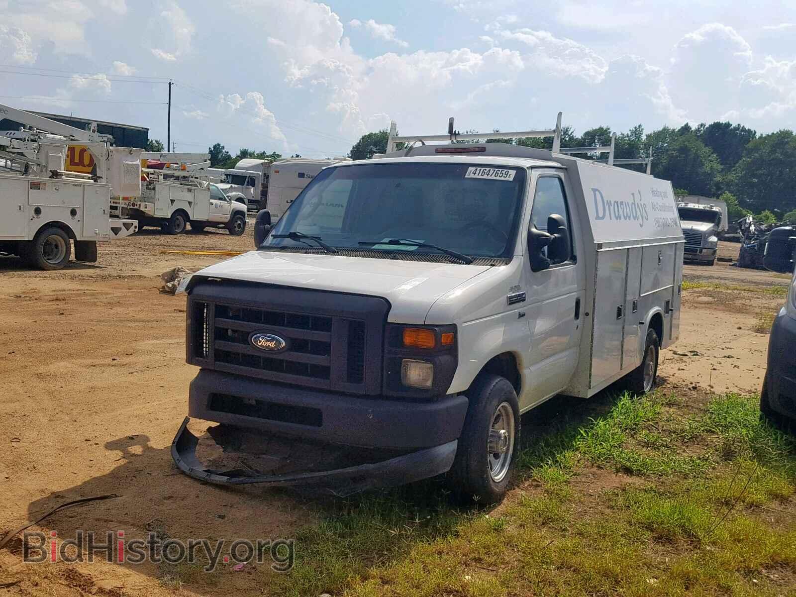 2010 FORD ECONOLINE - VIN: 1FDSE3FL7ADA08888 - Фото 2