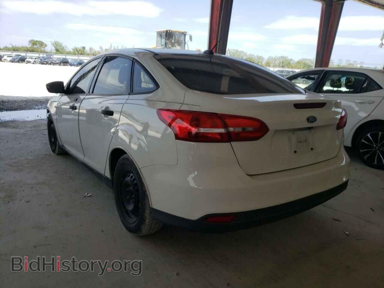 2016 FORD FOCUS - VIN: 1FADP3E28GL261562 - Фото 3