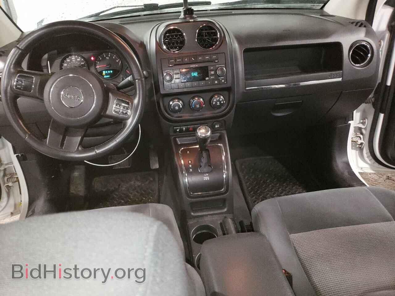 2011 JEEP COMPASS - VIN: 1J4NF1FB8BD278556 - Photo 8
