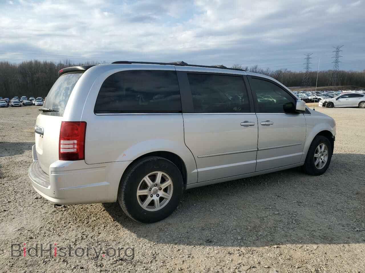 2008 CHRYSLER MINIVAN - VIN: 2A8HR54P98R127675 - Фото 3