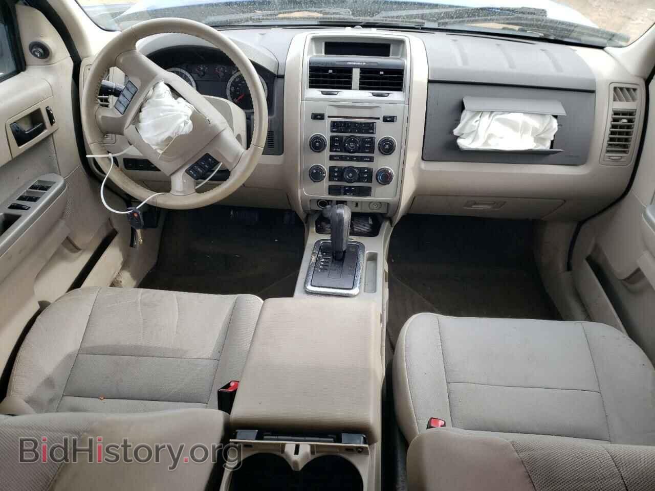 2011 FORD ESCAPE - VIN: 1FMCU9D74BKA72870 - Photo 8