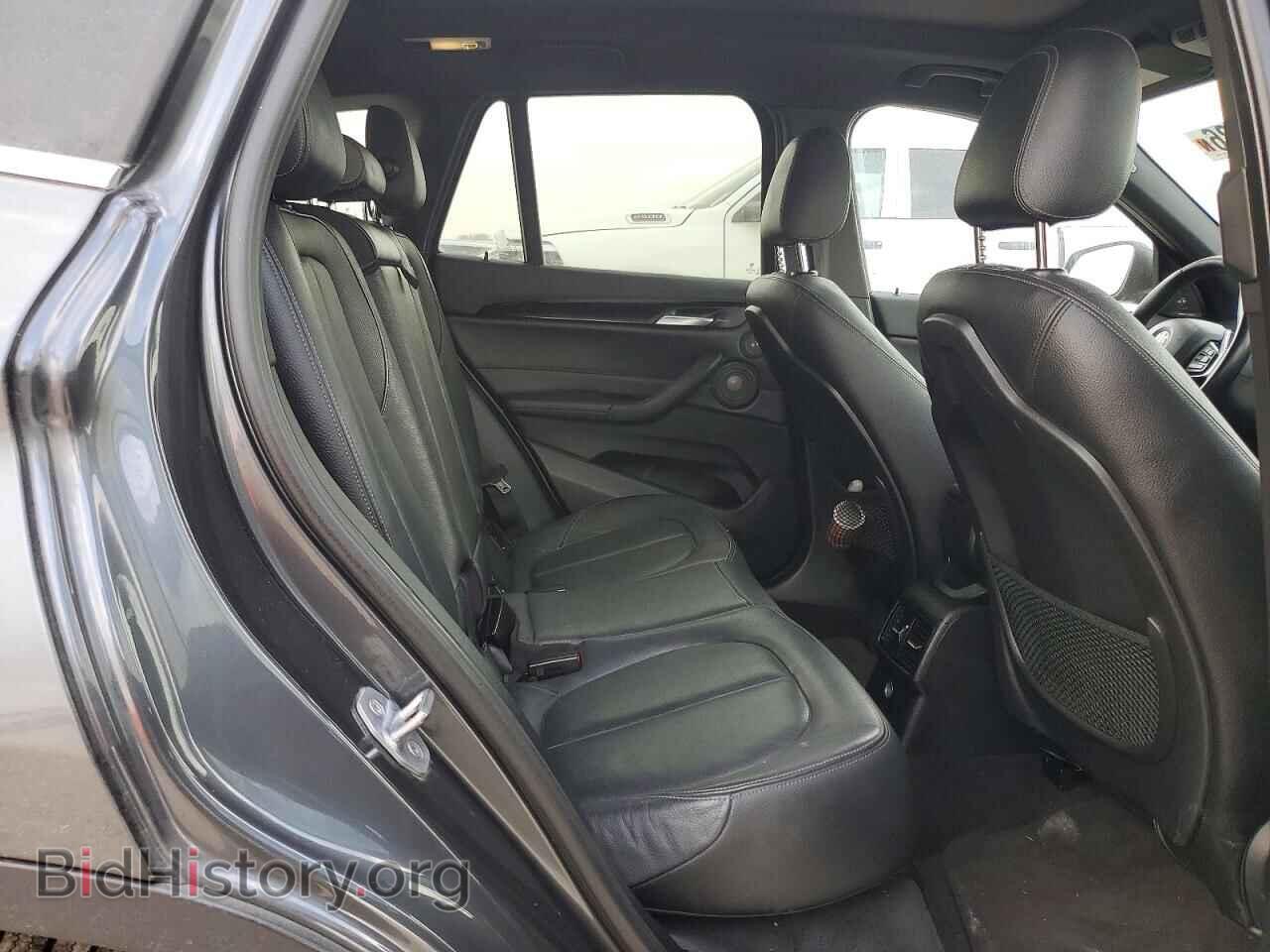 2017 BMW X1 - VIN: WBXHT3C38H5F82533 - Фото 10