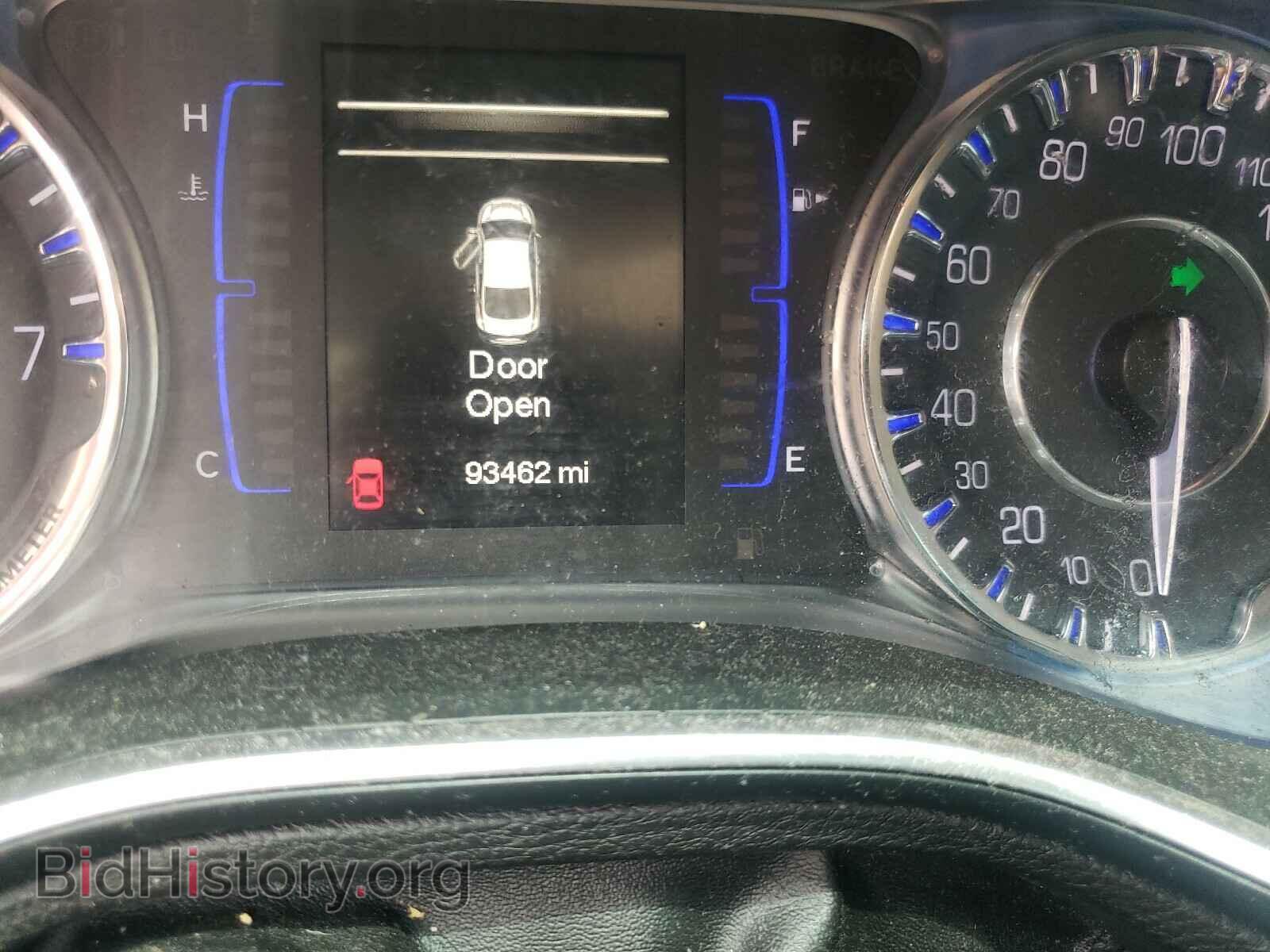 2015 CHRYSLER 200 - VIN: 1C3CCCAB0FN689821 - Фото 8