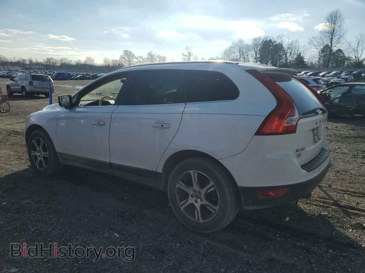 2012 VOLVO XC60 - VIN: YV4902DZ2C2345676 - Фото 2