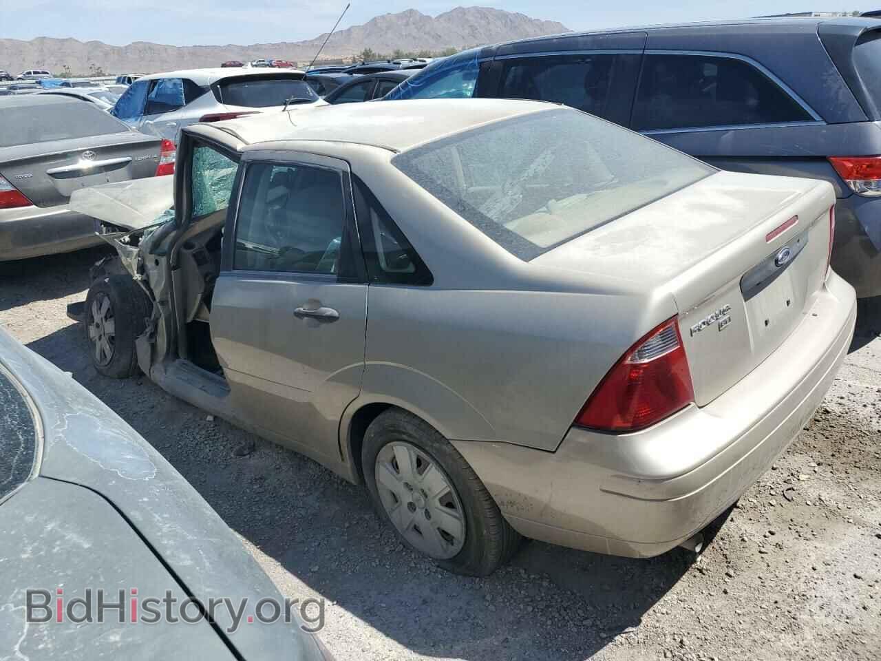 2007 FORD FOCUS - VIN: 1FAFP34N67W152293 - Фото 2