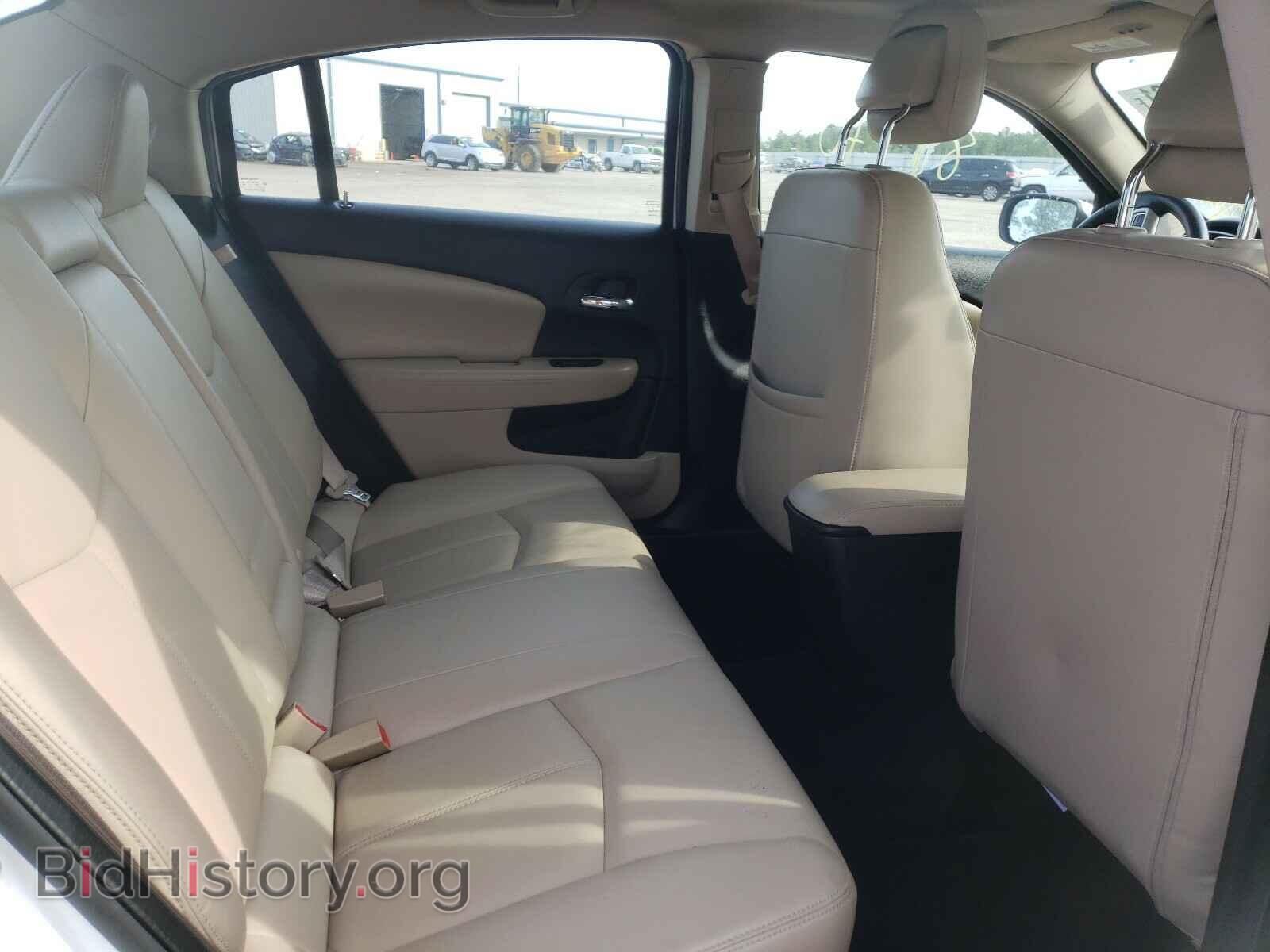 2012 CHRYSLER 200 - VIN: 1C3CCBCBXCN263427 - Фото 6