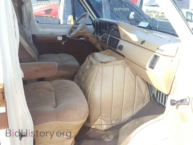 1986 Dodge RAM VAN (VIN 2B6HB23T6GK558057) — photo 5 of 10
