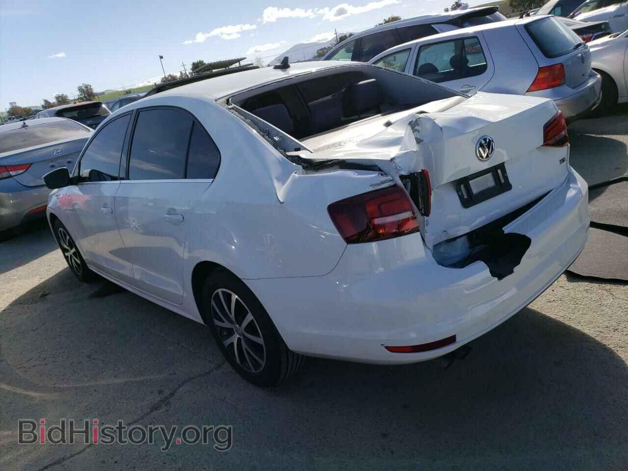 2017 VOLKSWAGEN JETTA - VIN: 3VWDB7AJ4HM364746 - Фото 2