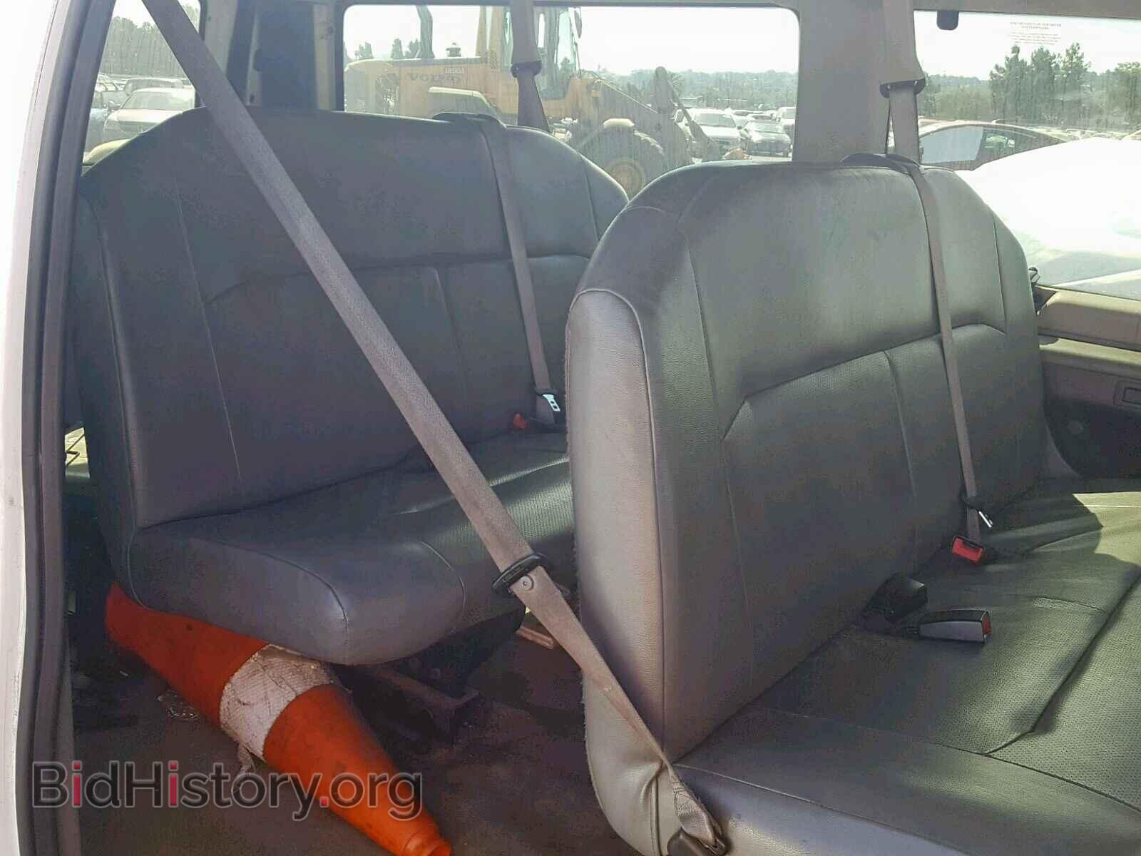 2011 FORD ECONOLINE - VIN: 1FBNE3BL9BDA70421 - Photo 9