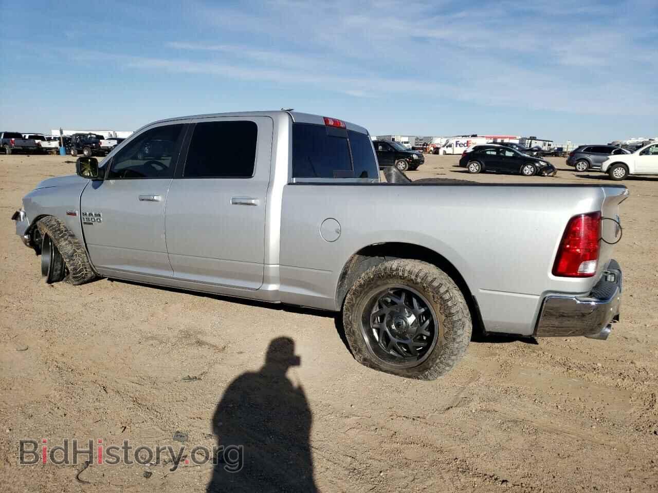 2019 RAM 1500 - VIN: 1C6RR7TT3KS593038 - Фото 2