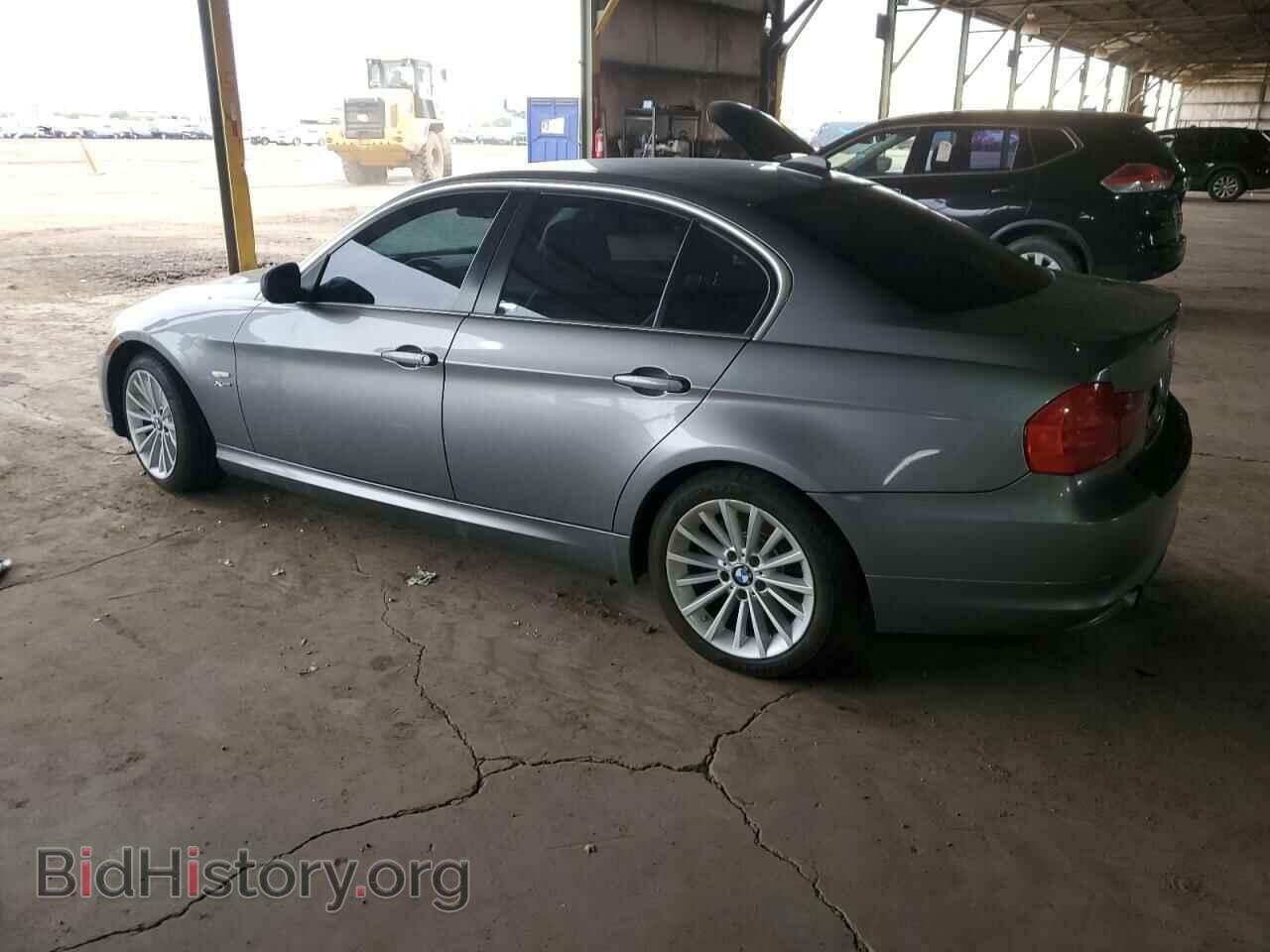 2011 BMW 3 SERIES - VIN: WBAPL5C54BA916801 - Фото 2