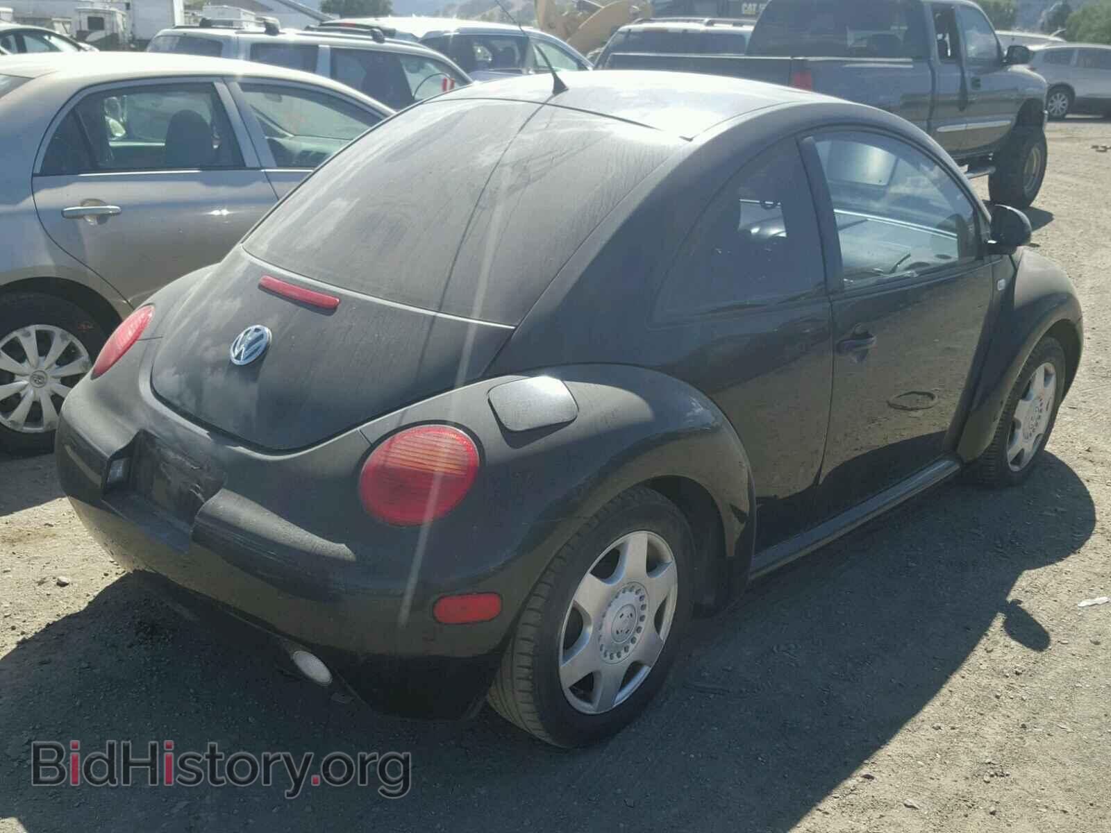 2000 VOLKSWAGEN BEETLE - VIN: 3VWCC21C8YM498141 - Фото 4