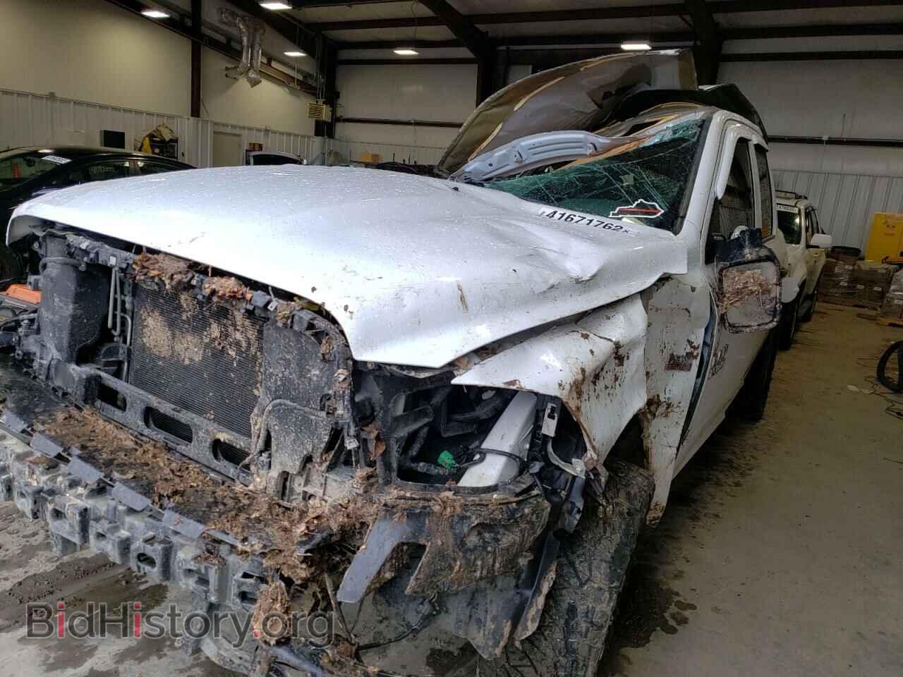 2014 RAM 1500 - VIN: 1C6RR7FT7ES132781 - Фото 2