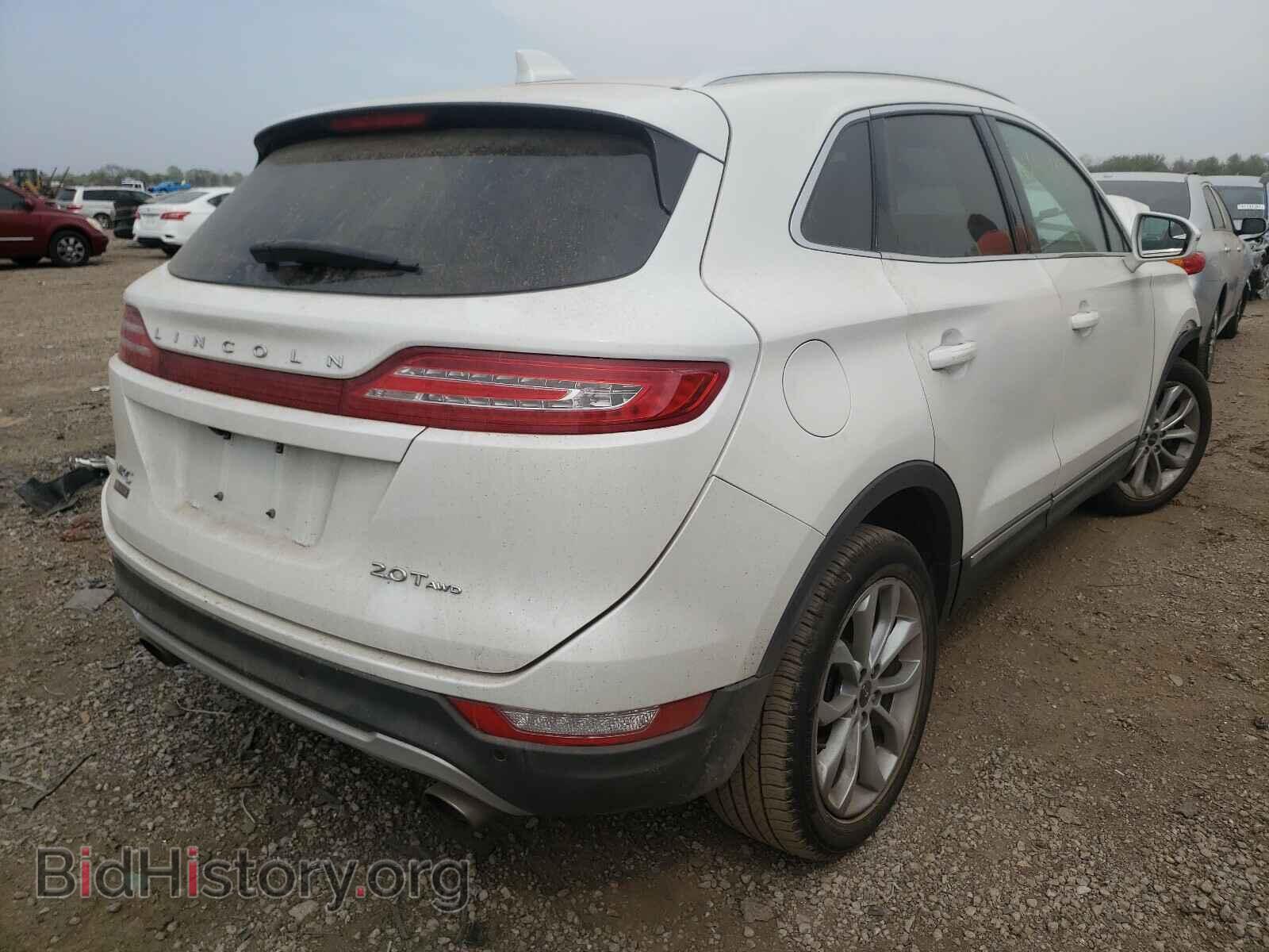 2017 LINCOLN MKC - VIN: 5LMCJ2D94HUL15931 - Photo 4
