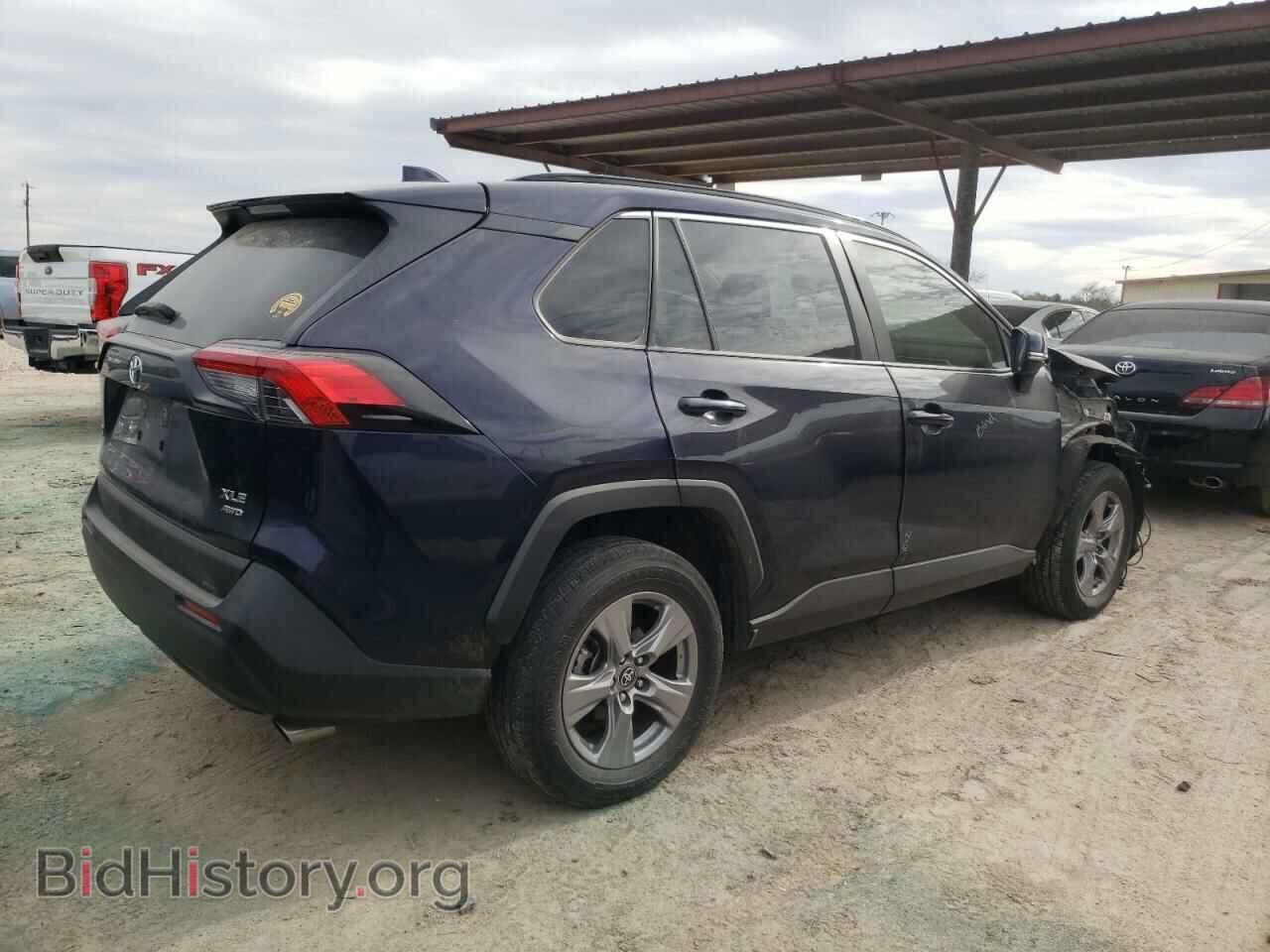2022 TOYOTA RAV4 - VIN: JTMP1RFV1ND086518 - Фото 3