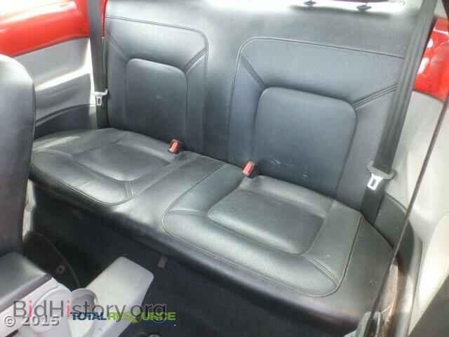 2000 VOLKSWAGEN BEETLE - VIN: 3VWCA21C1YM467075 - Фото 6