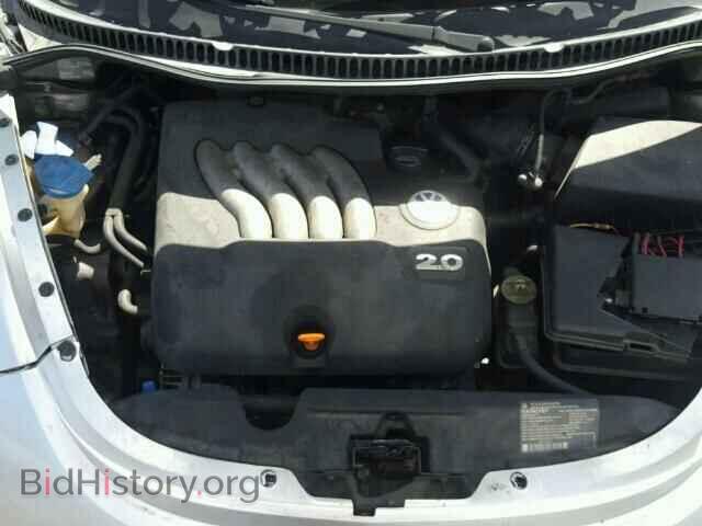 2000 VOLKSWAGEN BEETLE - VIN: 3VWCC21C5YM473780 - Фото 7
