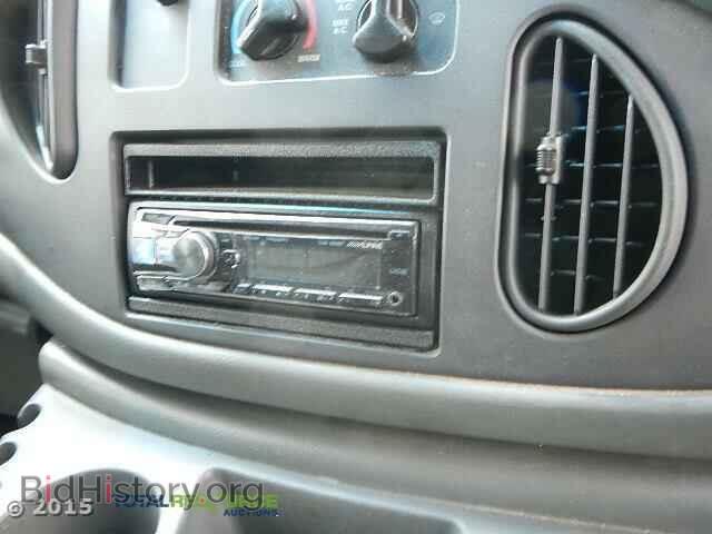 2003 FORD ECONOLINE - VIN: 1FTNE24L738B17233 - Photo 9