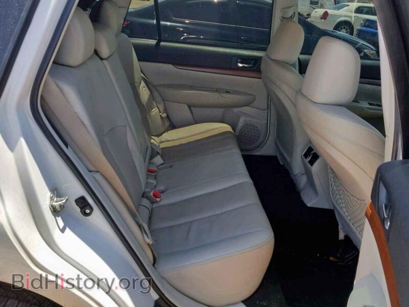 2014 Subaru OUTBACK 2. (VIN 4S4BRCMC8E3319135) — photo 6 of 10