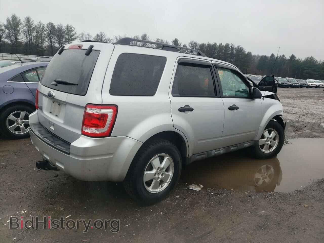 2011 FORD ESCAPE - VIN: 1FMCU0D79BKB36283 - Фото 3