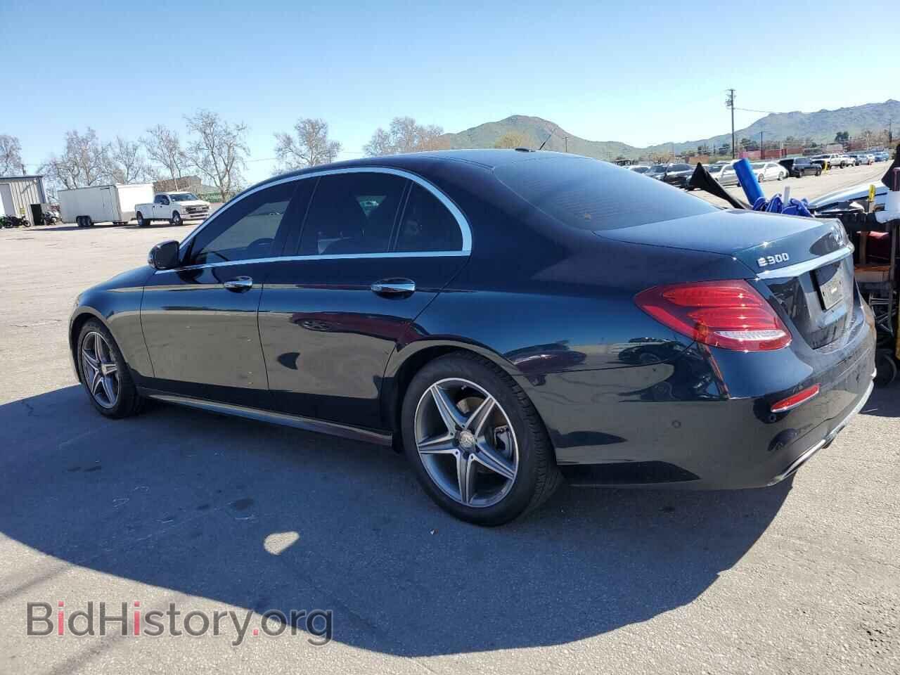 2017 MERCEDES-BENZ E-CLASS - VIN: WDDZF4JB6HA017331 - Фото 2
