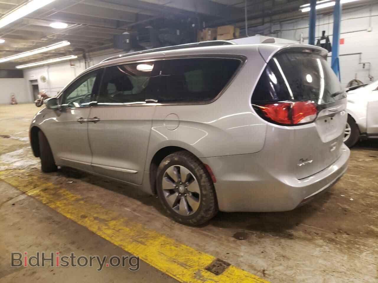 2018 CHRYSLER PACIFICA - VIN: 2C4RC1N78JR213117 - Фото 2
