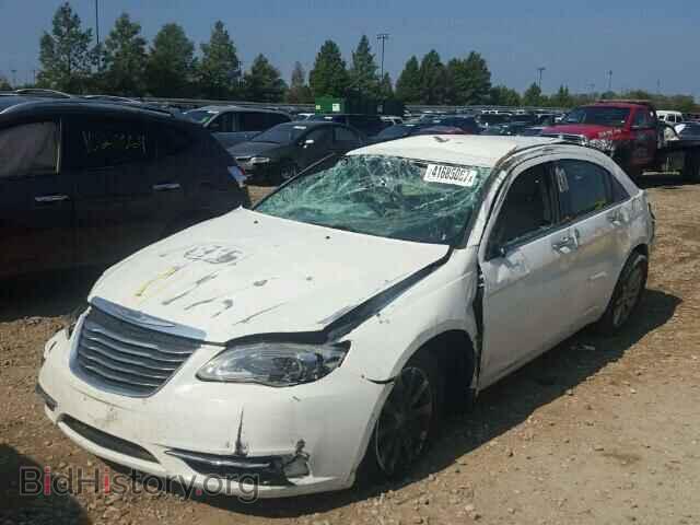 2011 CHRYSLER 200 - VIN: 1C3BC1FG7BN520412 - Фото 2