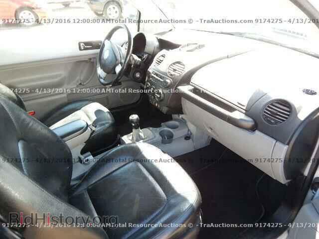 2000 VOLKSWAGEN BEETLE - VIN: 3VWCA21C9YM482844 - Фото 5