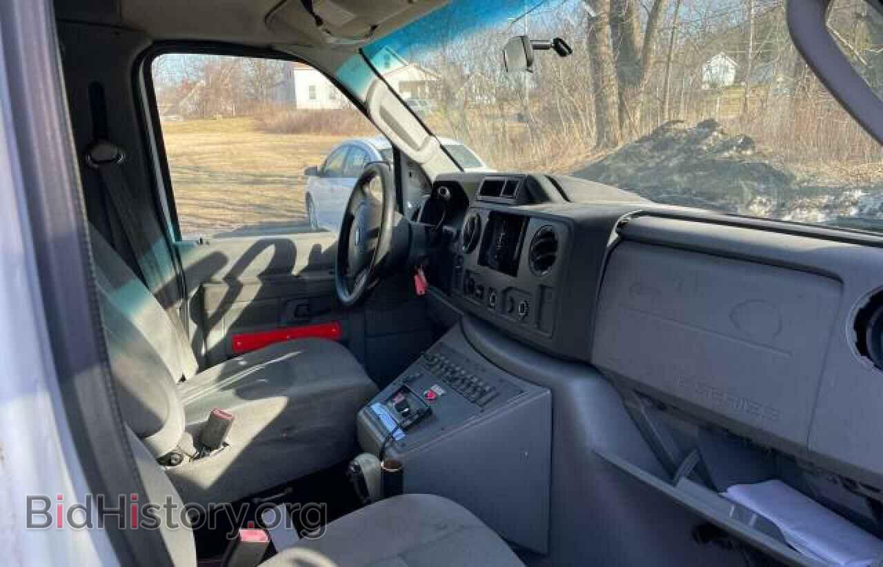 2009 FORD ECONOLINE - VIN: 1FDSS34P59DA88881 - Photo 5