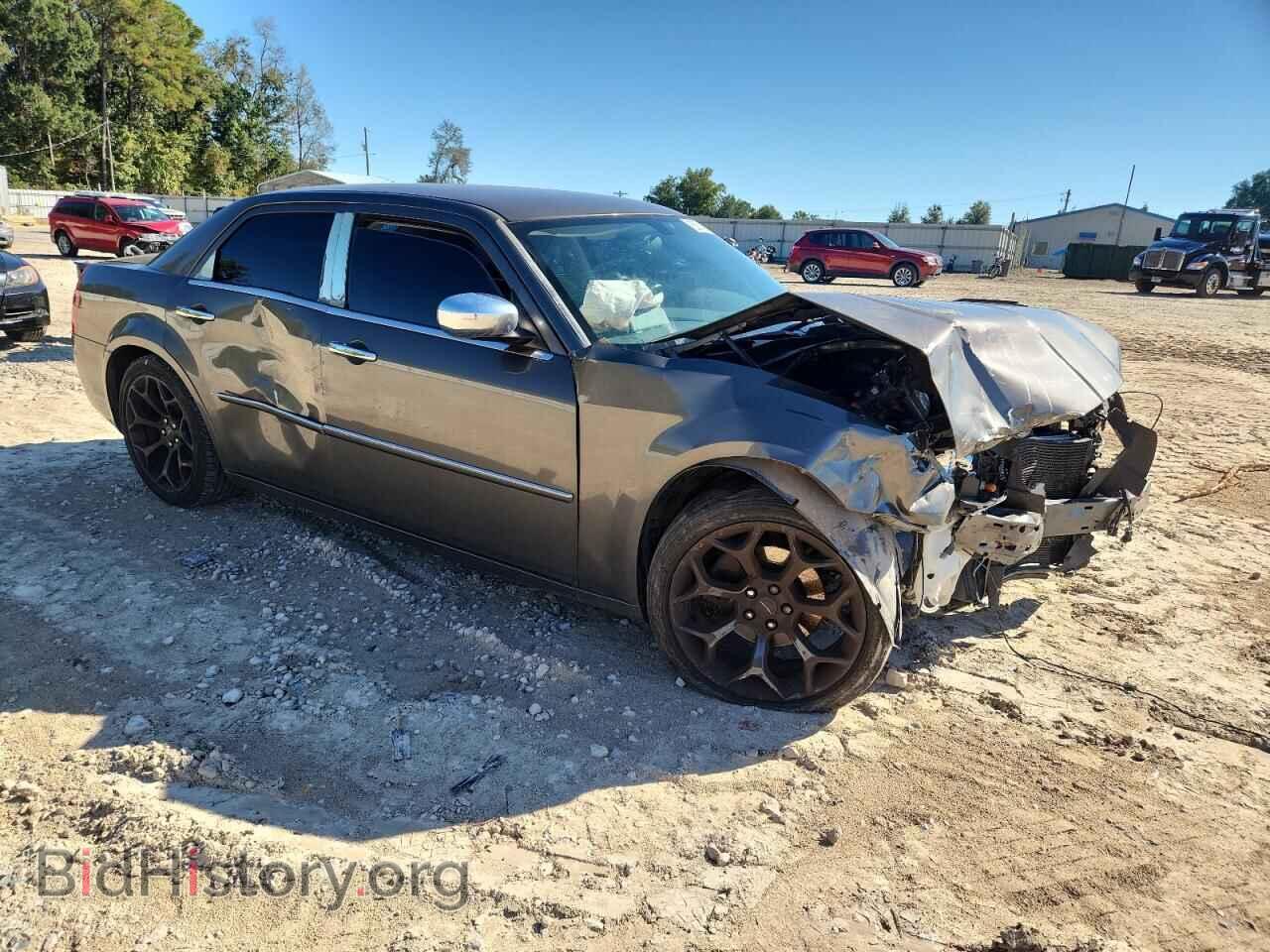 2010 CHRYSLER 300 - VIN: 2C3CA5CV7AH160764 - Фото 4
