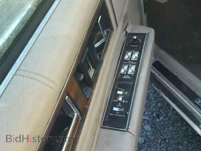 1993 CADILLAC DEVILLE - VIN: 1G6CD53B7P4260493 - Photo 9
