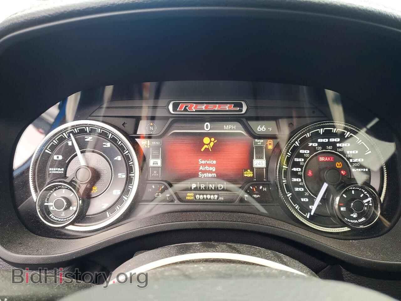 2020 RAM 1500 - VIN: 1C6SRFLT4LN360765 - Фото 9