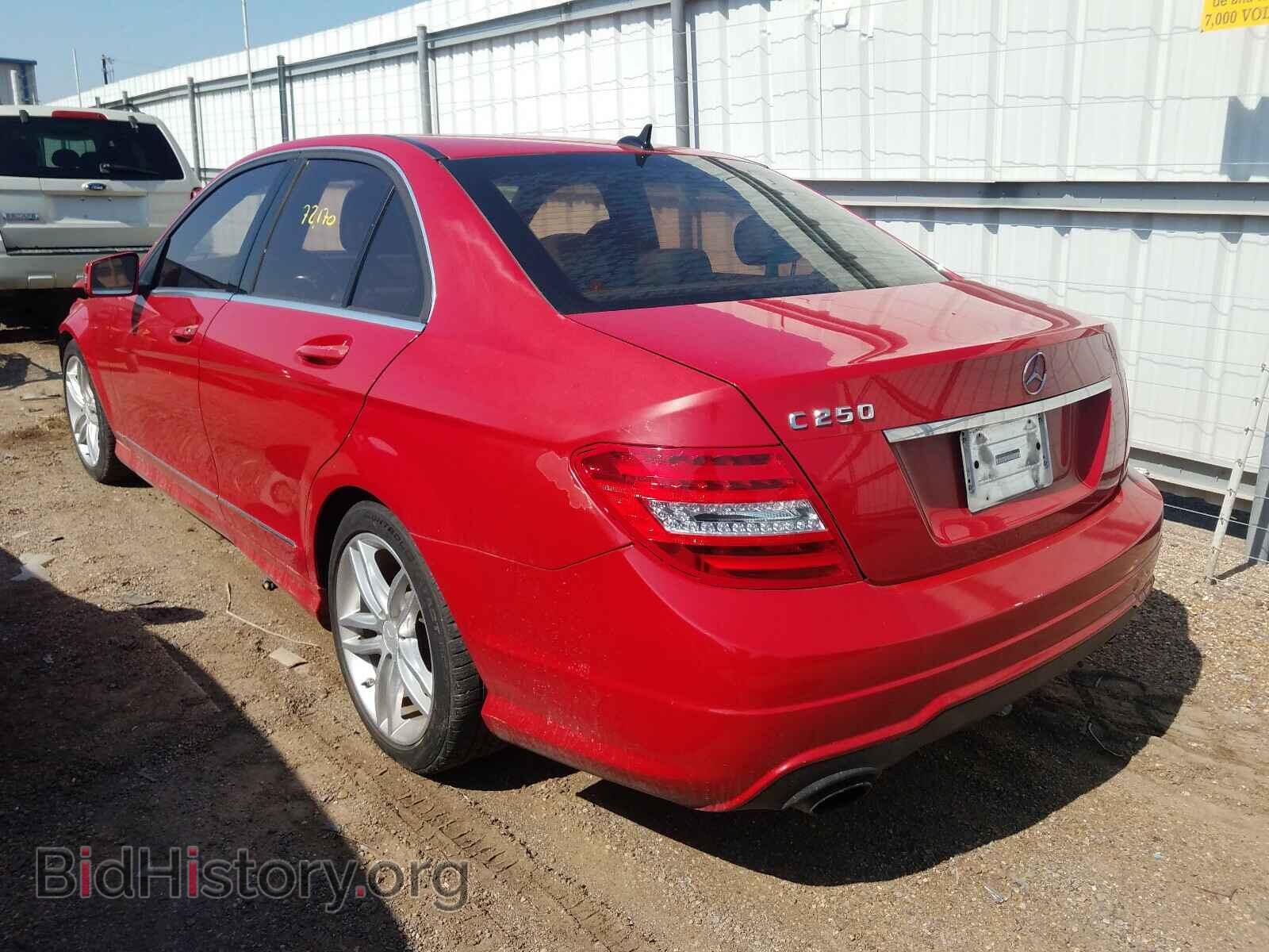 2013 MERCEDES-BENZ C-CLASS - VIN: WDDGF4HB4DR256000 - Фото 3