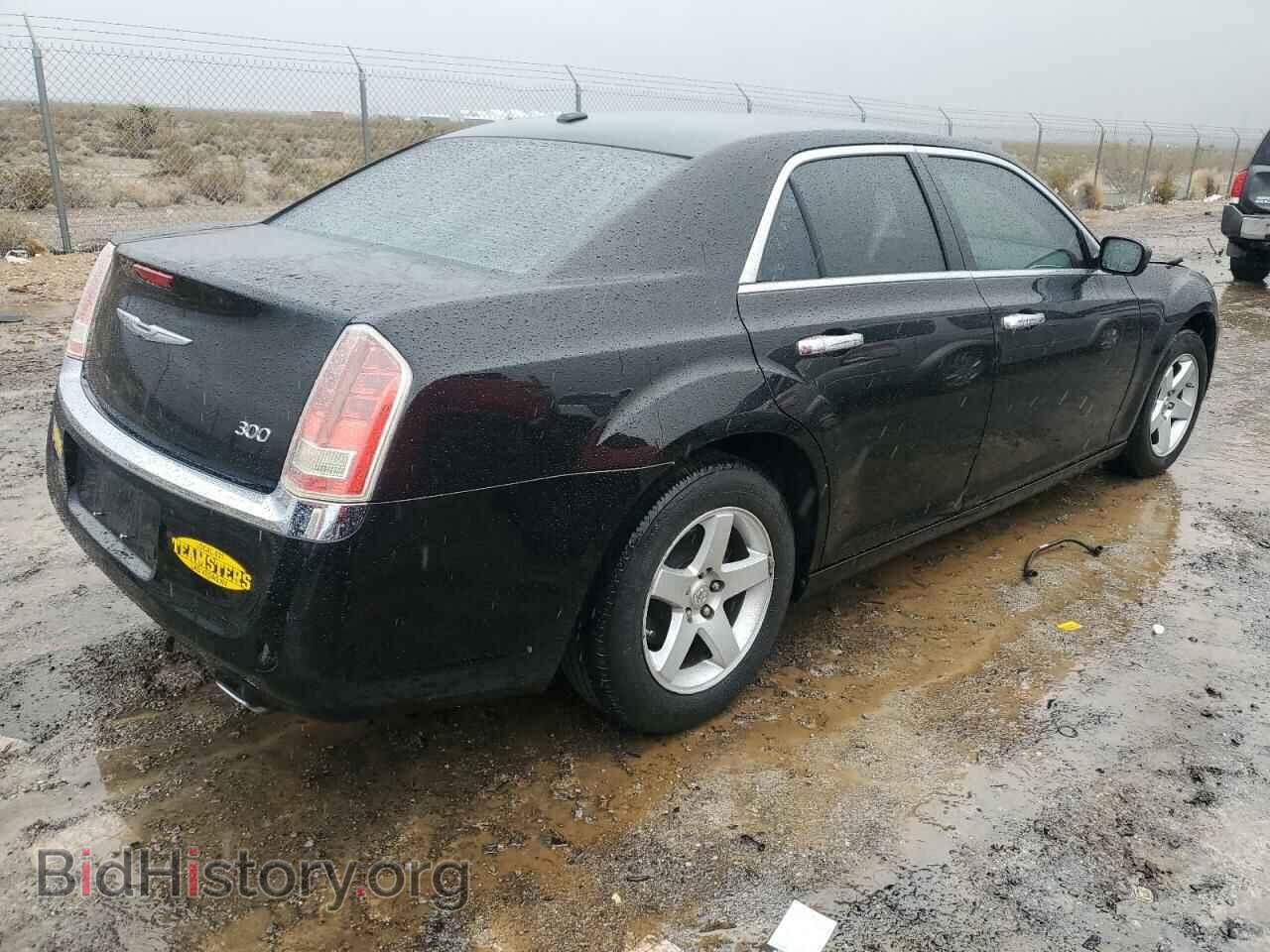 2012 CHRYSLER 300 - VIN: 2C3CCAAG0CH104658 - Фото 3