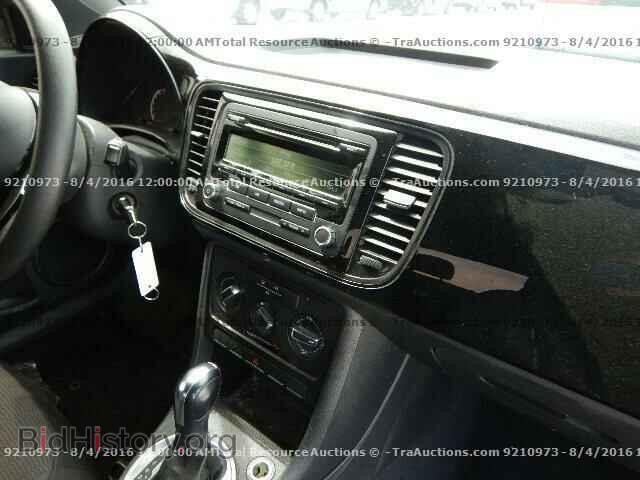 2014 VOLKSWAGEN BEETLE - VIN: 3VWF17AT5EM642045 - Фото 9