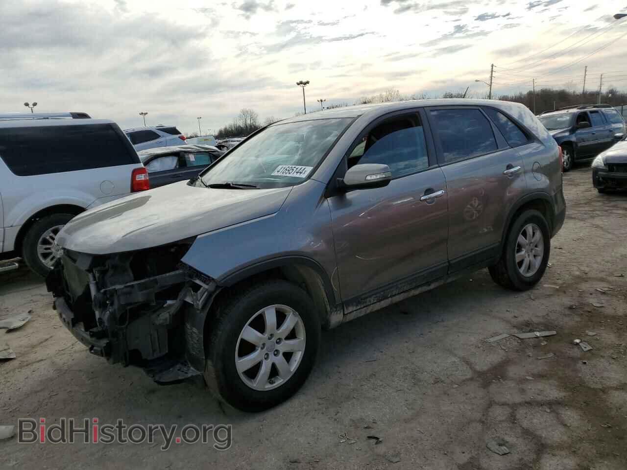 Фотография 5XYKT4A13DG327006 - KIA SORENTO 2013