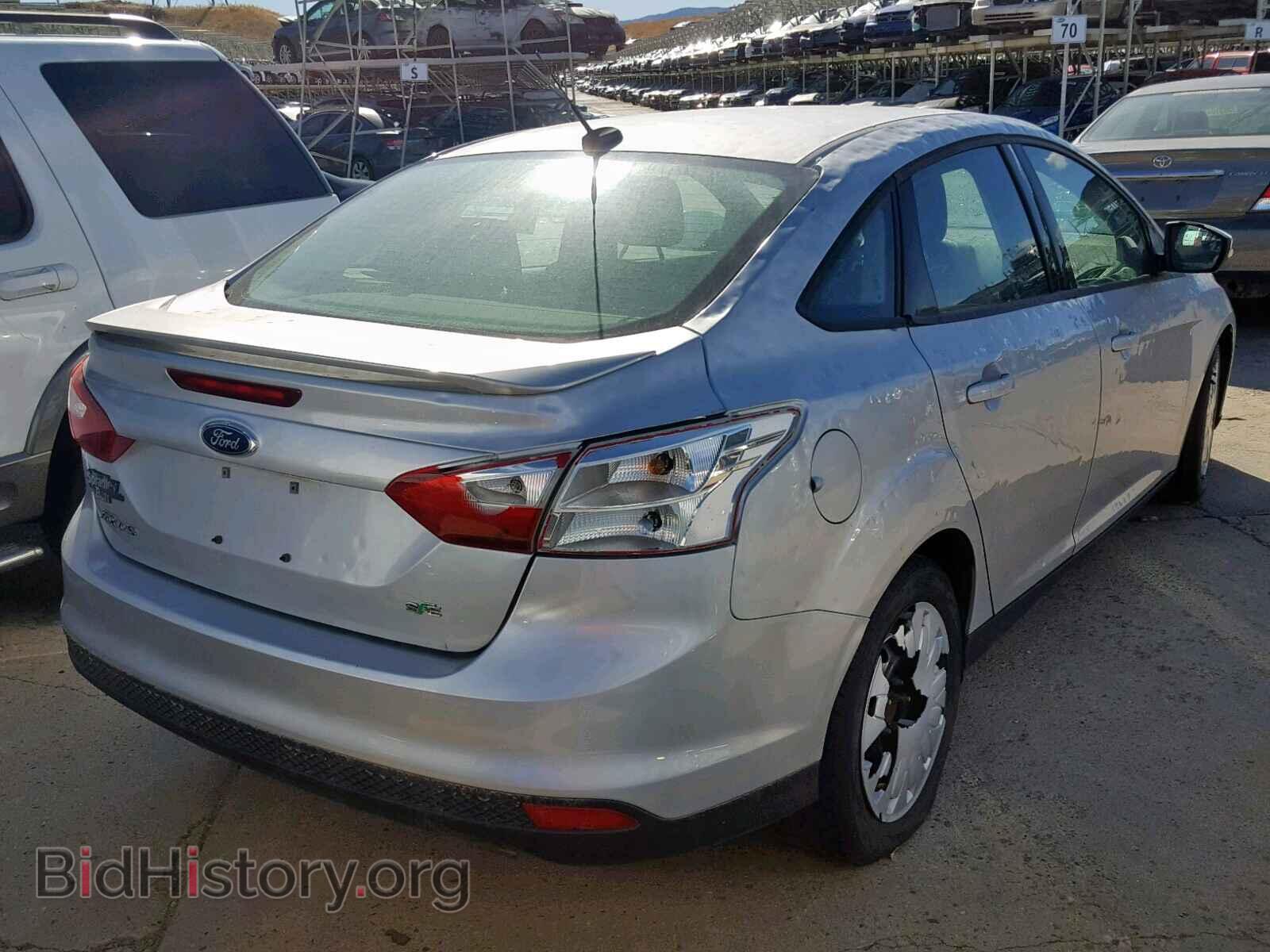 2012 FORD FOCUS SE - VIN: 1FAHP3F2XCL330195 - Фото 4