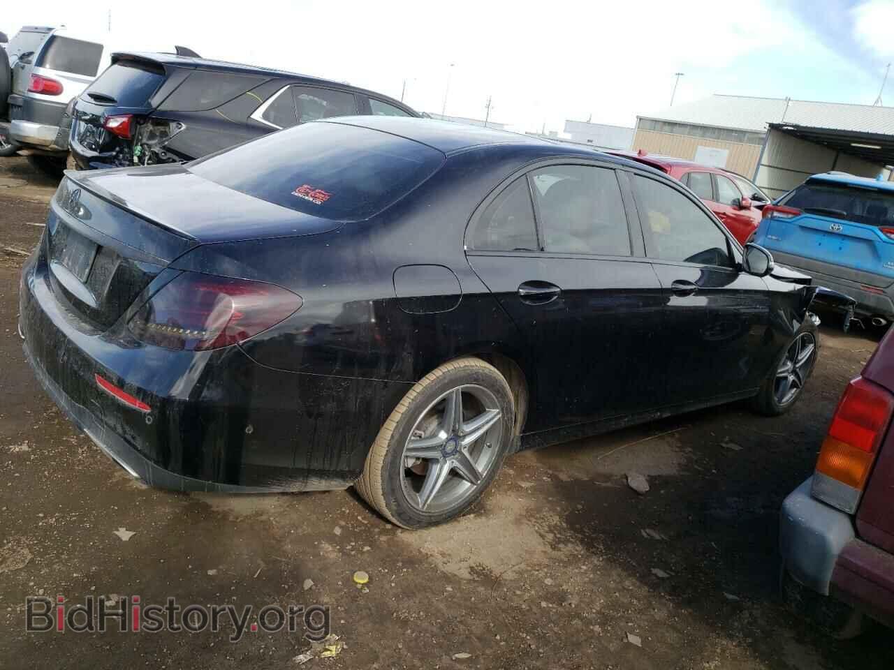 2017 MERCEDES-BENZ E-CLASS - VIN: WDDZF4KB0HA093433 - Фото 3