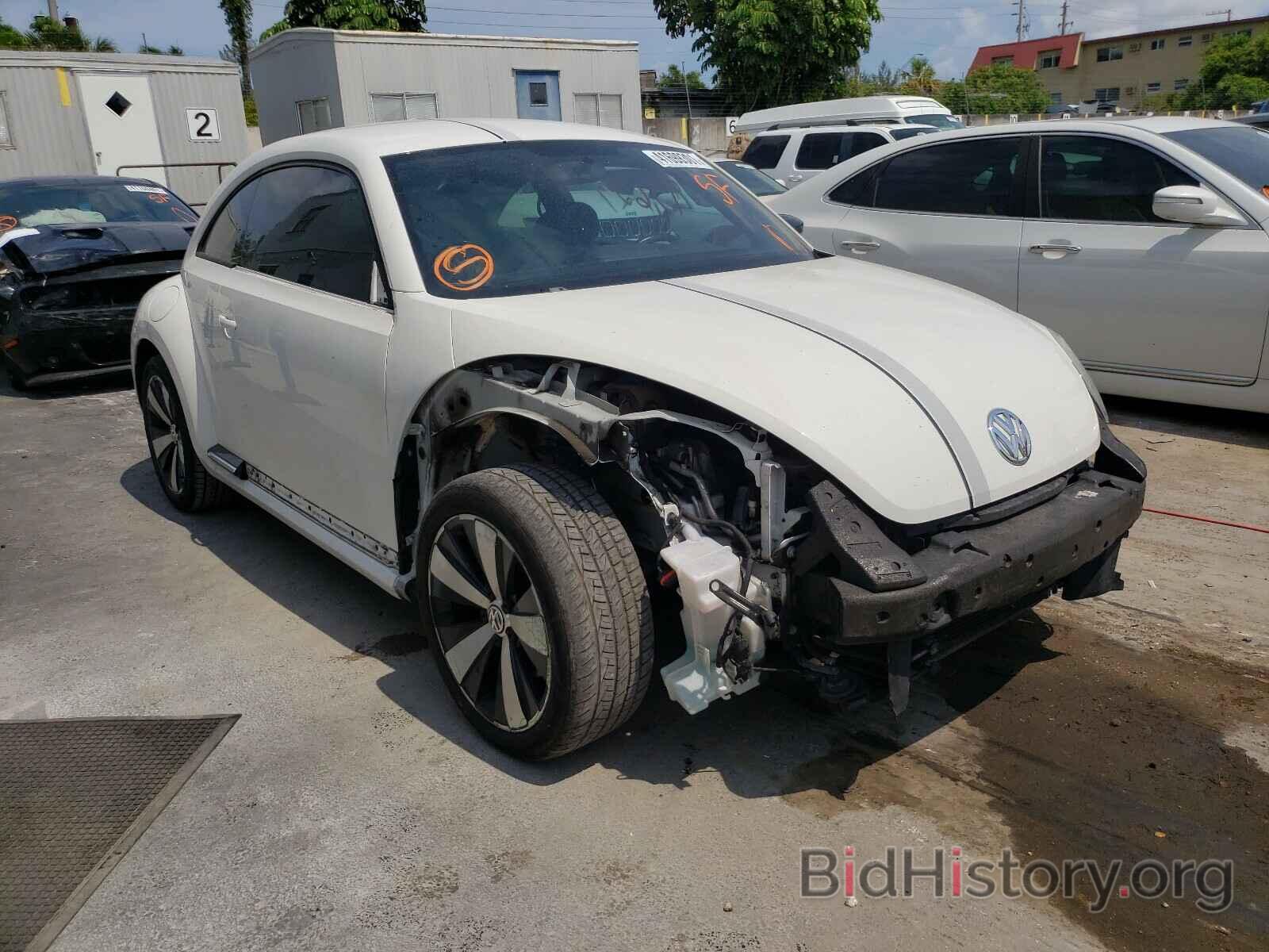 Photo 3VW4A7AT1CM627174 - VOLKSWAGEN BEETLE 2012