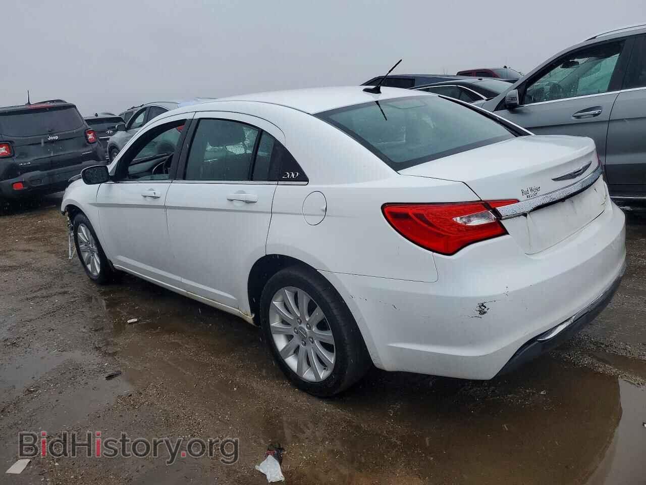 2013 CHRYSLER 200 - VIN: 1C3CCBBB4DN672901 - Photo 2