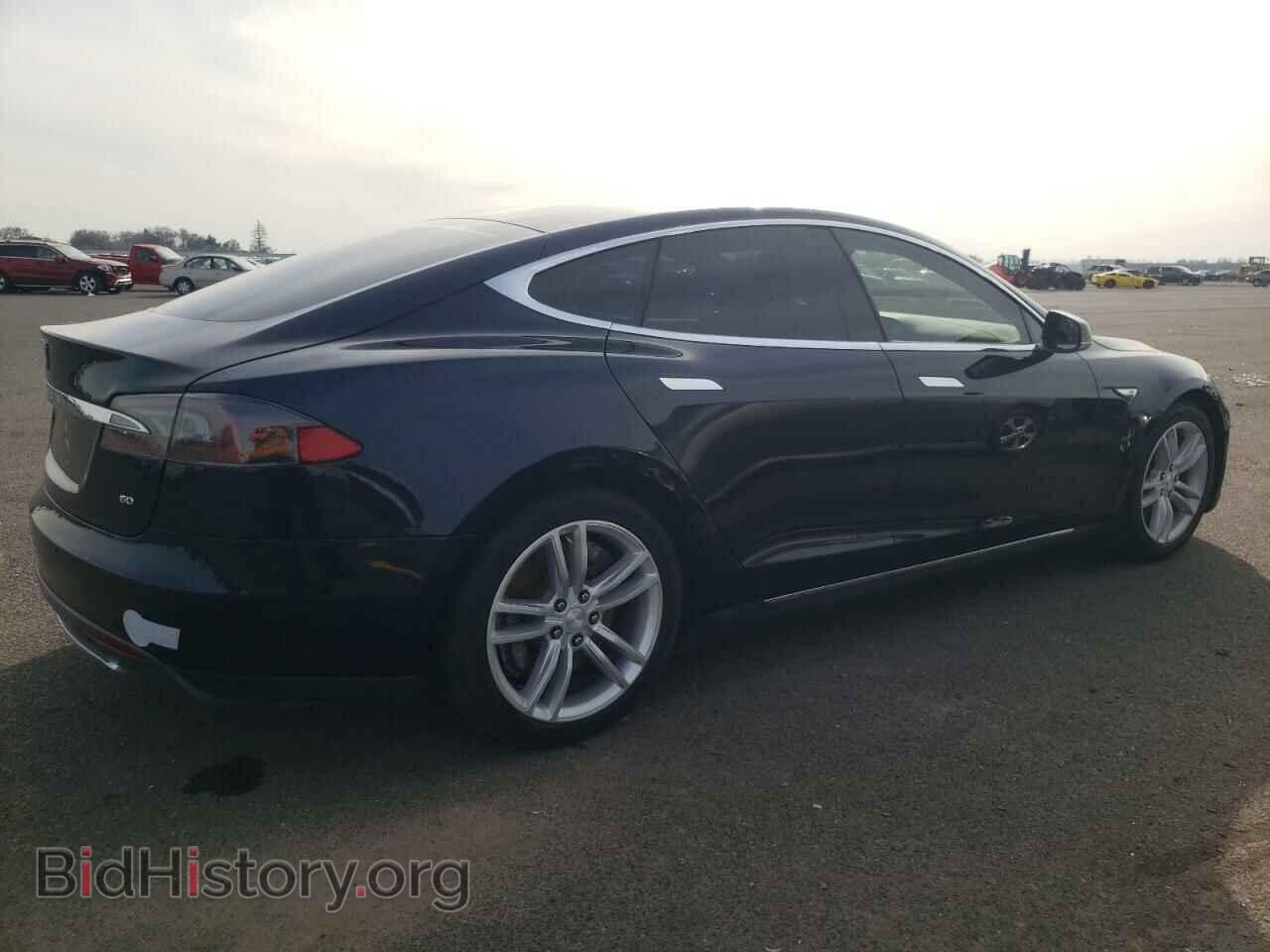 2014 TESLA MODEL S - VIN: 5YJSA1S16EFP50559 - Фото 3