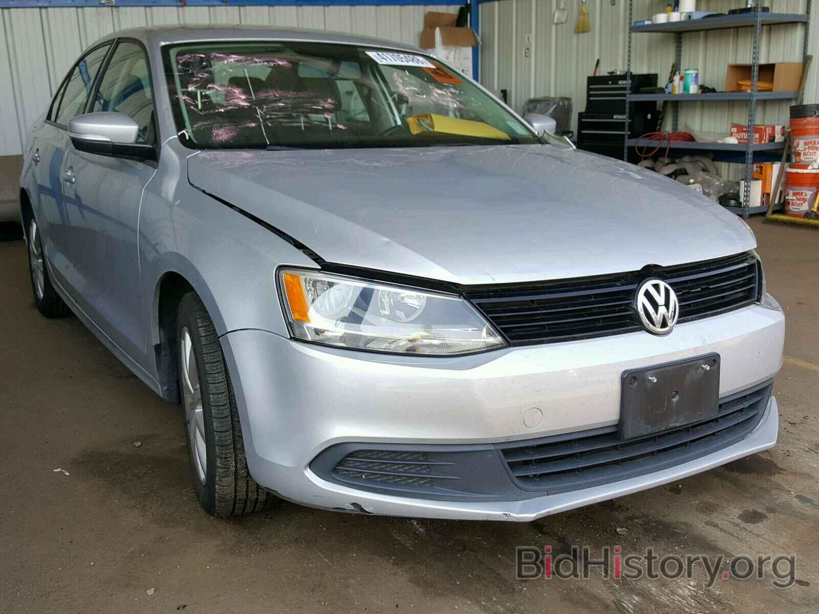 Фотография 3VWDP7AJ9CM329646 - VOLKSWAGEN JETTA 2012