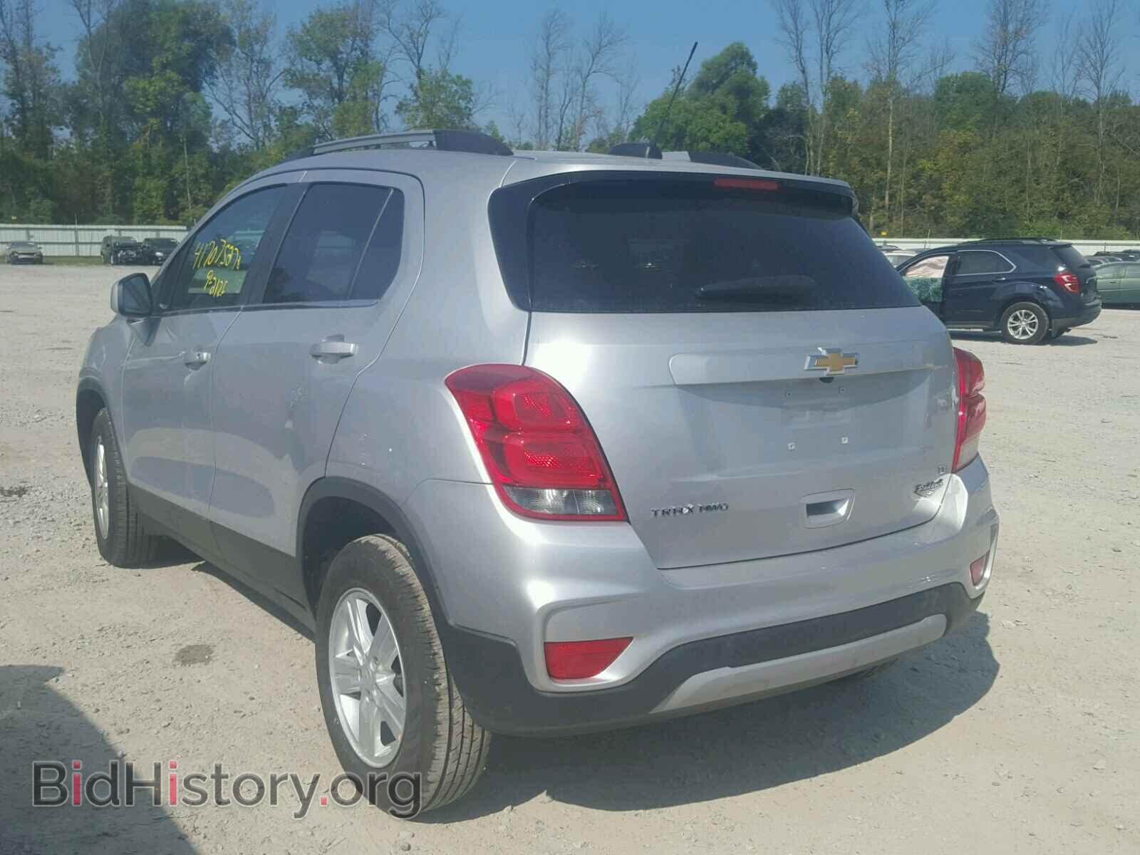 2017 CHEVROLET TRAX - VIN: 3GNCJPSBXHL212430 - Фото 3
