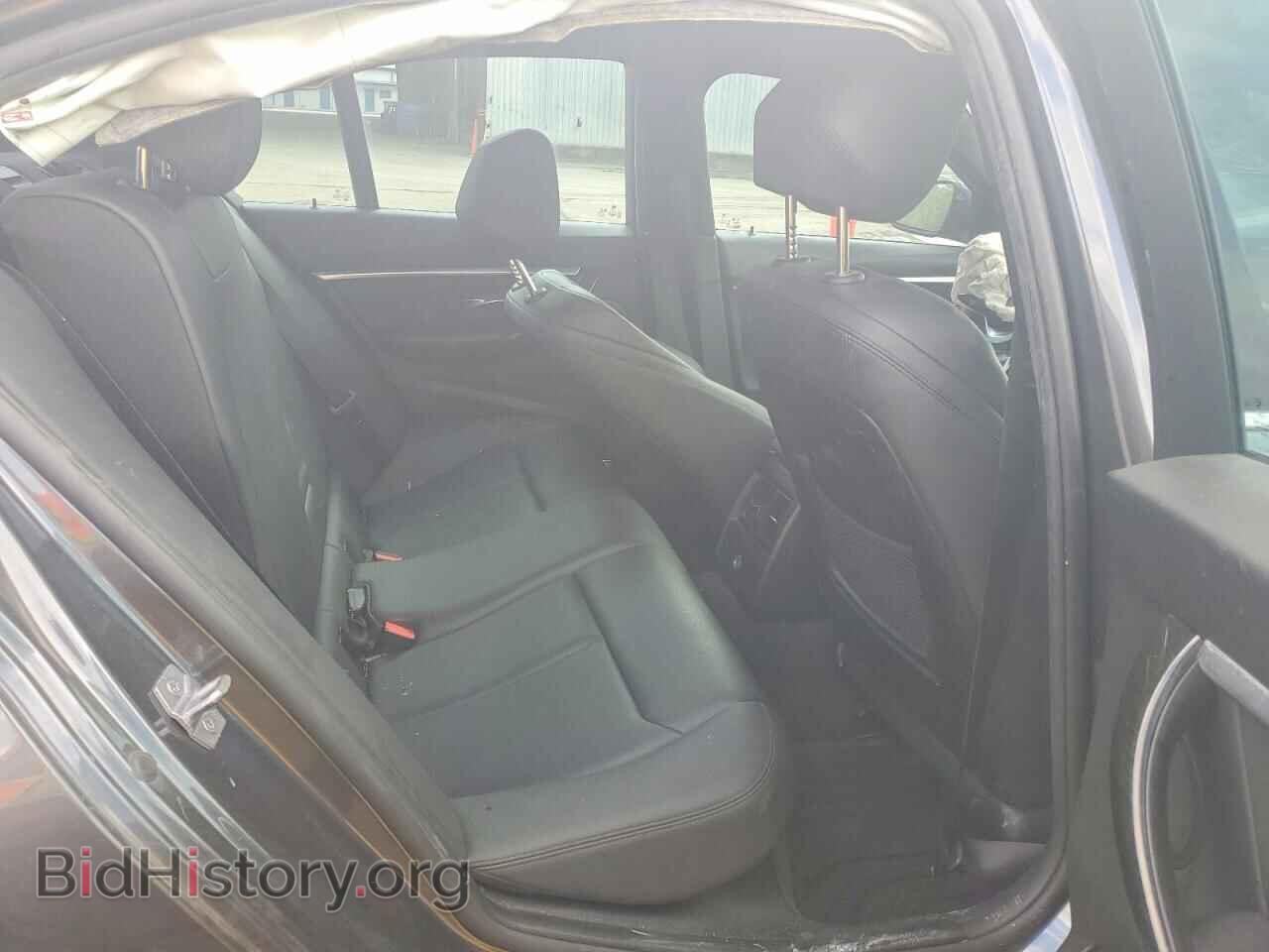 2018 BMW 330 - VIN: WBA8B9C51JEE83382 - Фото 10