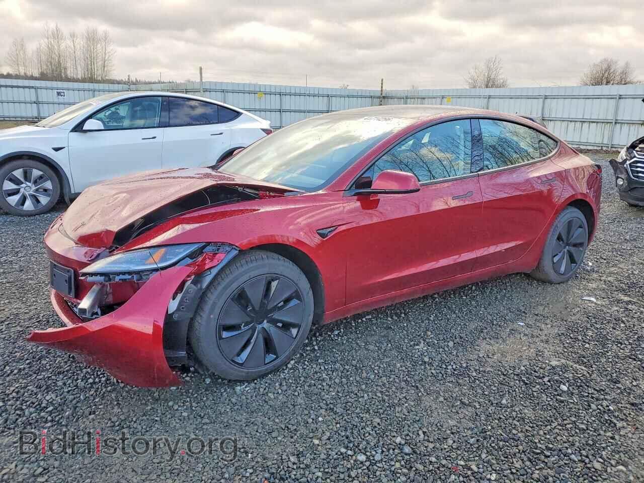 Фотография 5YJ3E1EBXTF148693 - TESLA MODEL 3 2026
