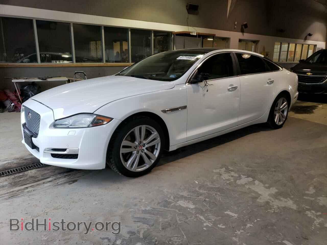 Фотография SAJWJ2GD8G8V99450 - JAGUAR XJ 2016