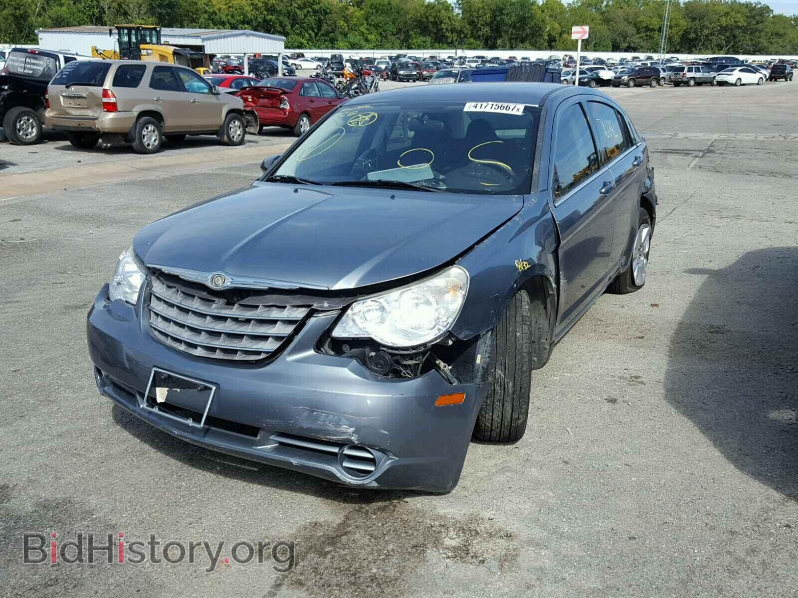 2010 CHRYSLER SEBRING - VIN: 1C3CC4FB2AN132738 - Фото 2