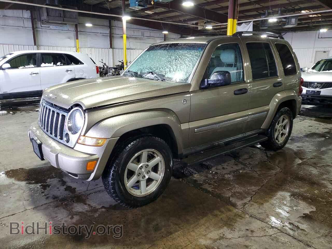 Фотография 1J8GL58K75W606529 - JEEP LIBERTY 2005
