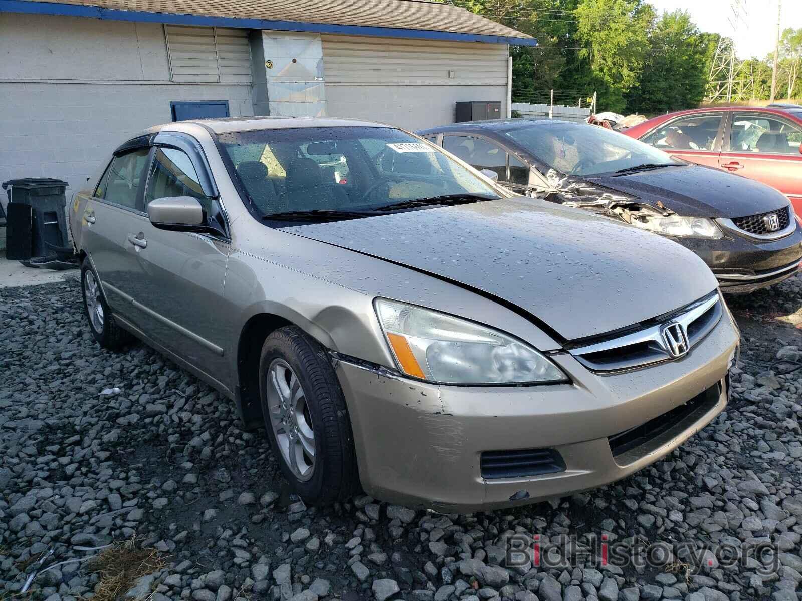 Photo 1HGCM56836A122562 - HONDA ACCORD 2006