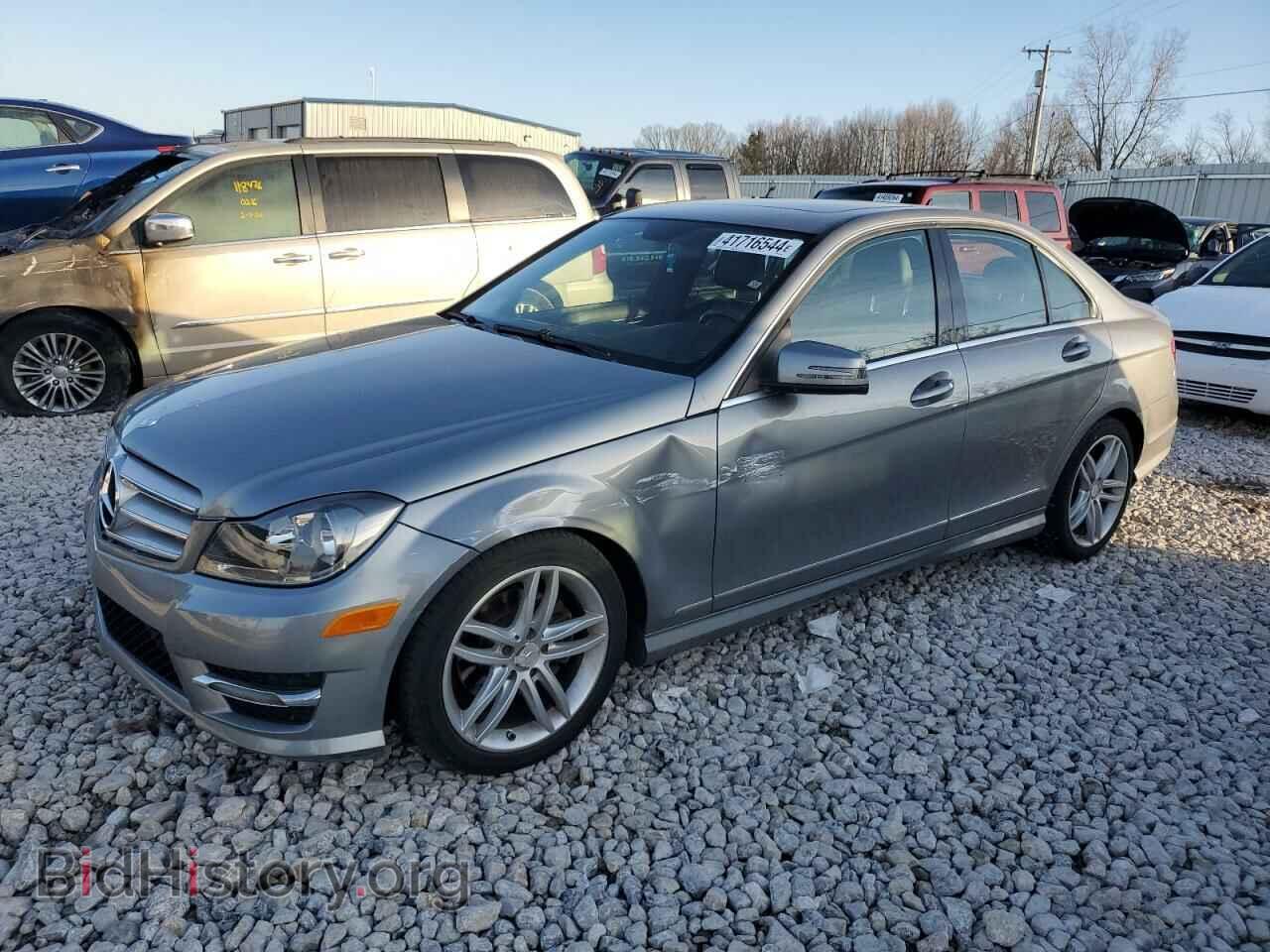 Фотография WDDGF8BBXCA650520 - MERCEDES-BENZ C-CLASS 2012